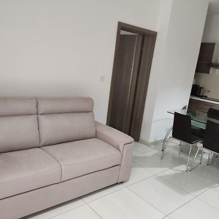 Apartamento Hampton Court, Block C, N.2 Bahía de San Pablo Exterior foto