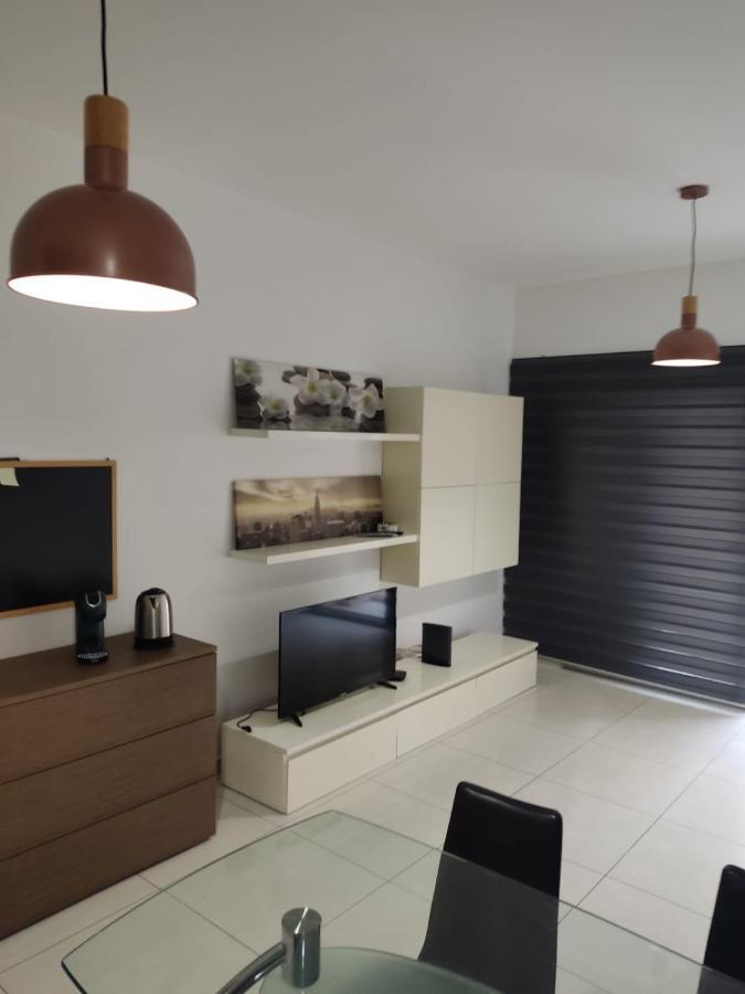 Apartamento Hampton Court, Block C, N.2 Bahía de San Pablo Exterior foto