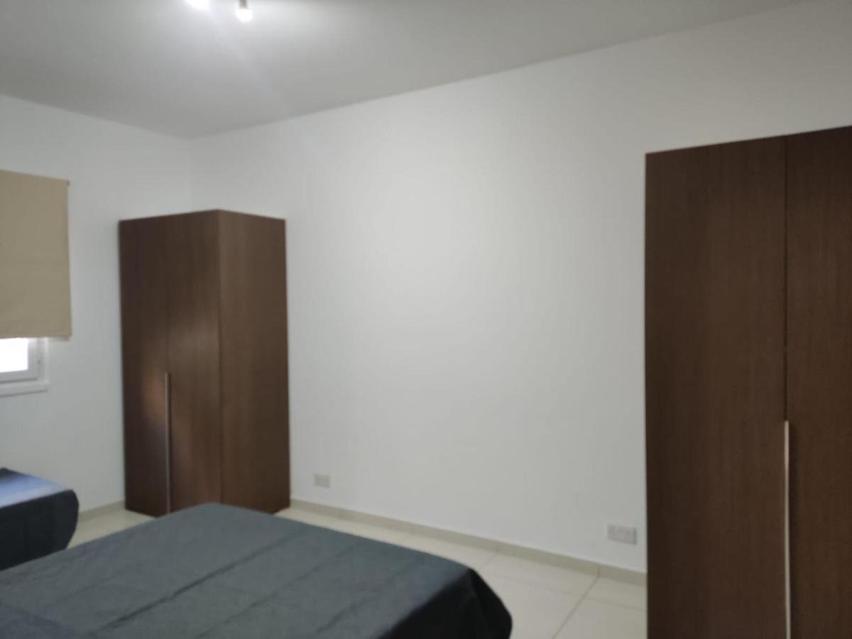Apartamento Hampton Court, Block C, N.2 Bahía de San Pablo Exterior foto